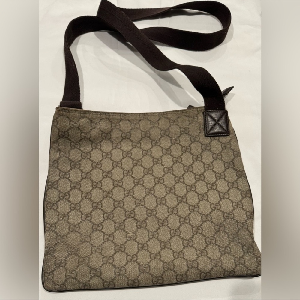 Gucci crossbody bag